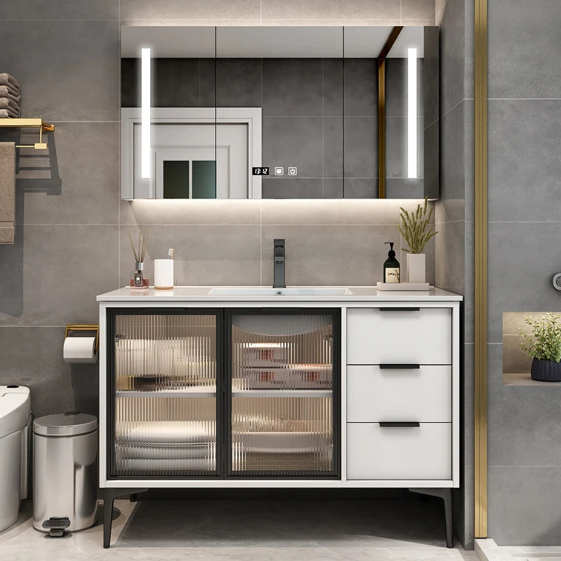 New Arrival Modern Antibacterial Eco-Friendly Water Resistant Lacquer Finish Bathroom LED Mirror Cabinet Vanity Solid Wood