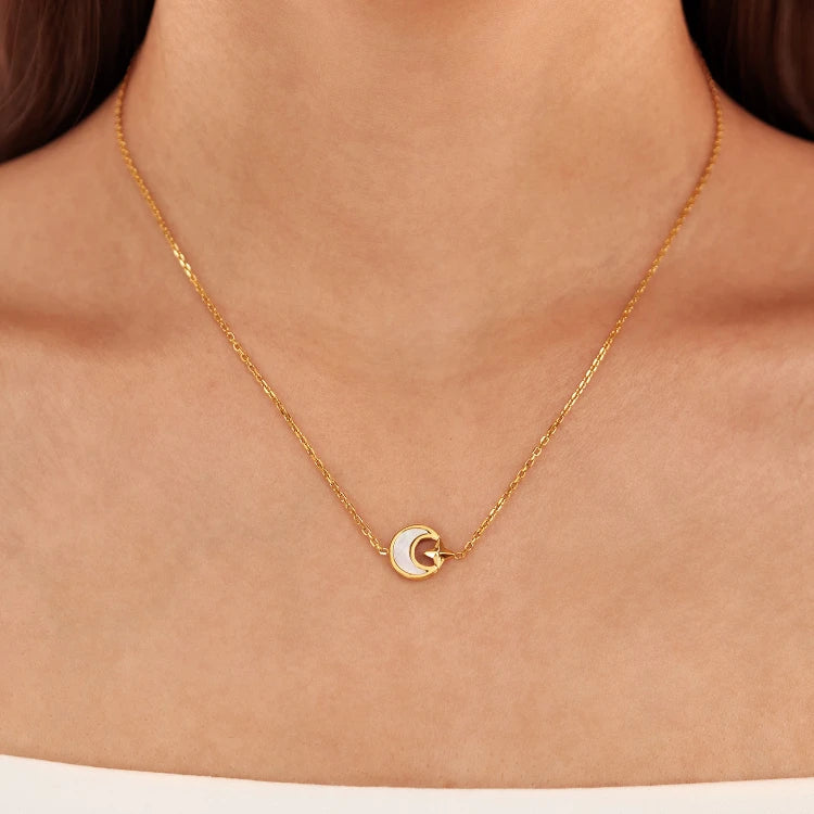 MC286 Wholesale Stainless Steel Necklace Gold Plated Star Shell Moon Pendant Necklace Clavicle Chain Necklace for Women
