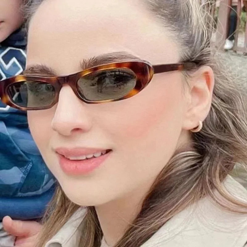 DOISYER Custom Logo Retro Sunglasses Fashion Classic Oval Small Frame for Men and Women UV400 PC Material Trendy Pilot Style