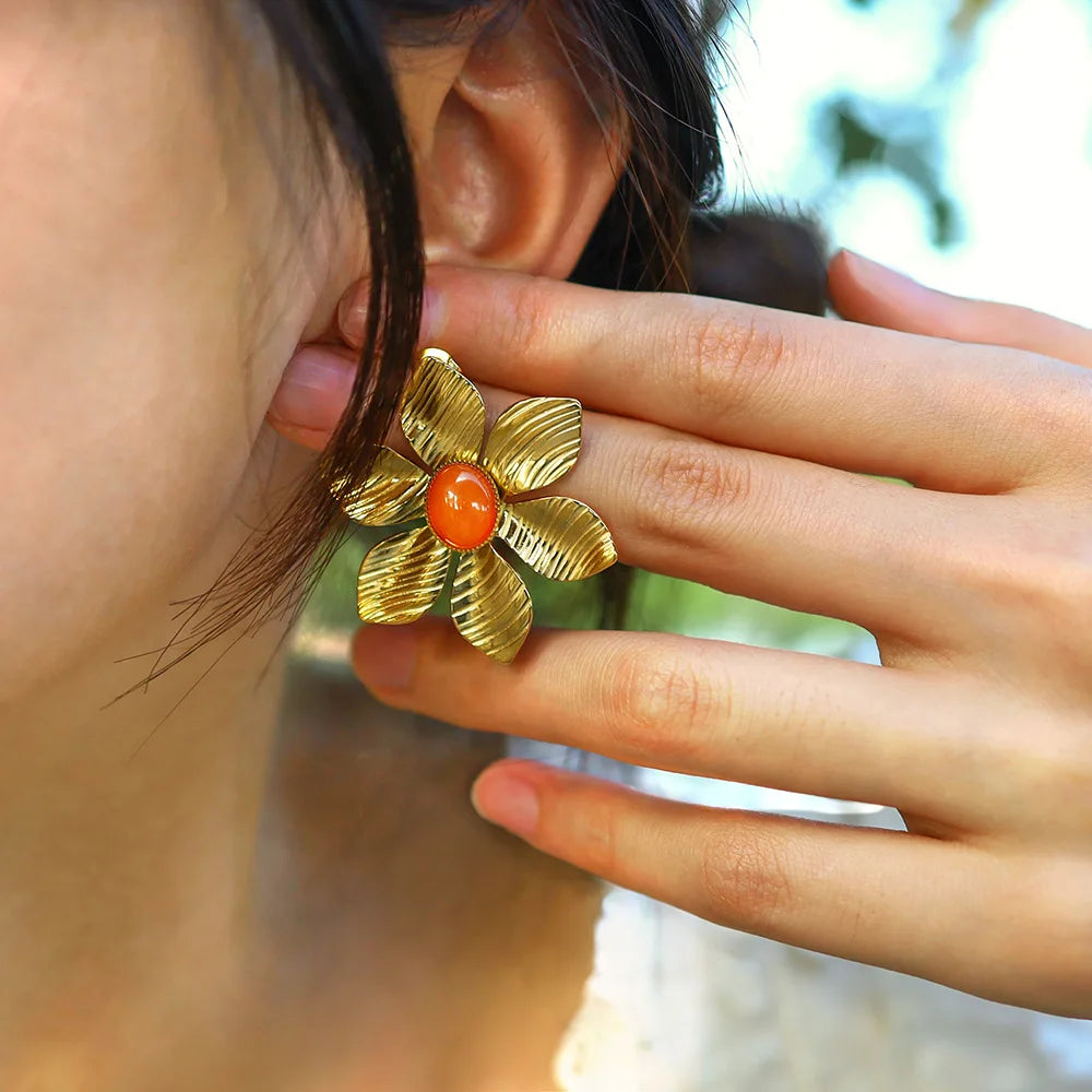 Hyperbole Vintage Style 18K Gold Plated Waterproof Flower Natural Stone Stainless Steel Stud Earring