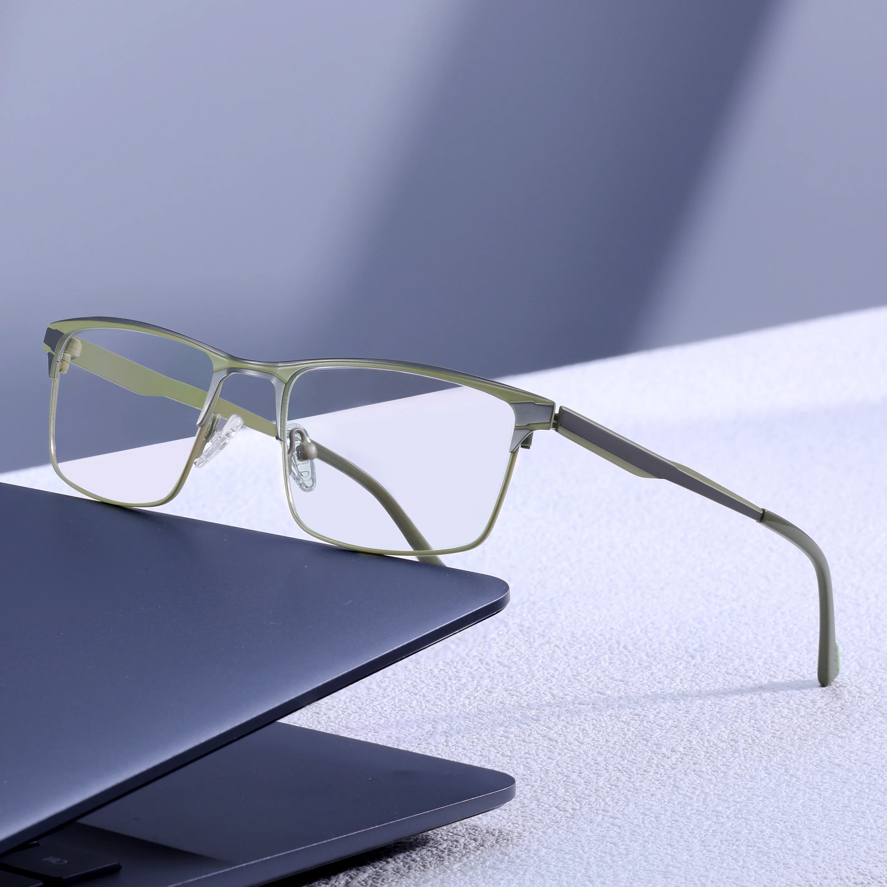 New Color Vintage Business Eyewear Colored Metal Frame Men's Reading Glasses with Blue Light Filter Square Glasses for Adults