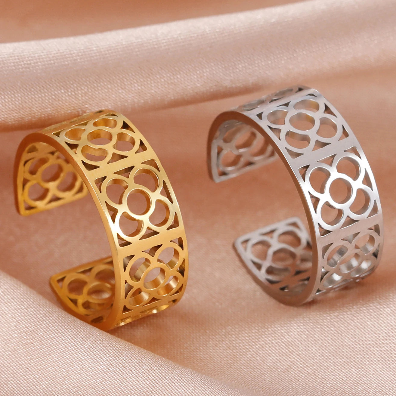 Open Adjustable Ring Delicate Stainless Steel Ring Beautiful Barcelona Hollow Square Flower Ring Gifts for Women