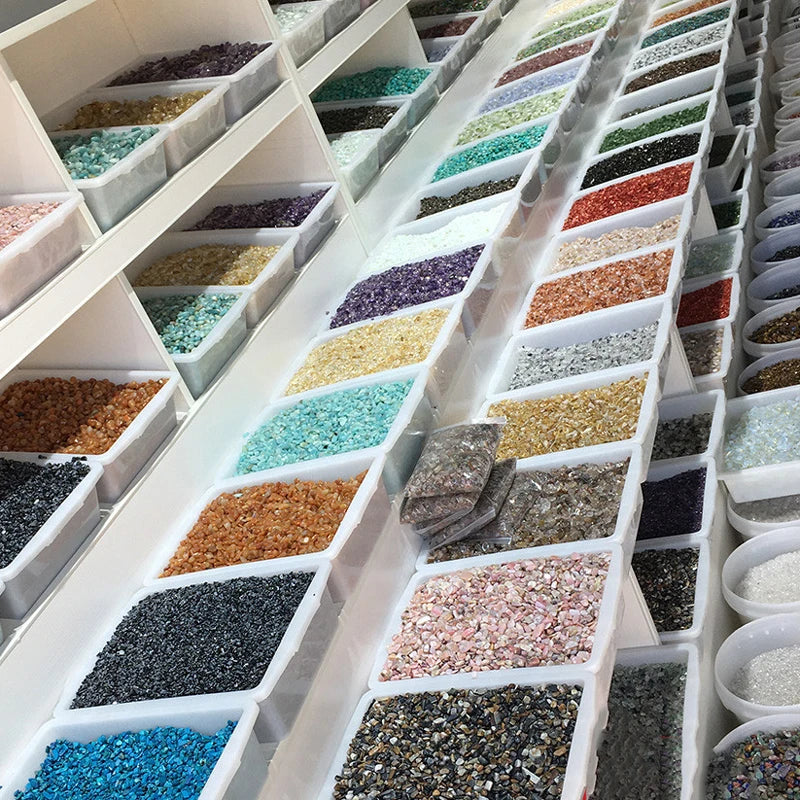Wholesale Natural Tumbled Stone Demagnetized Stone Gravels Crystal Chips for Room Decoration
