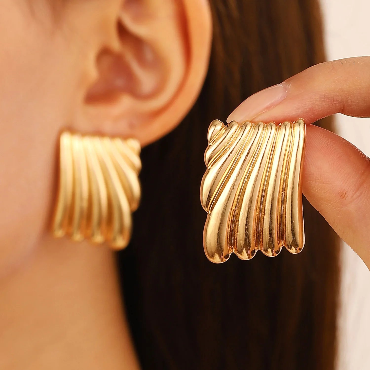 Ilona Women's Gold Plated Stainless Steel Geometric Fashion Waterproof Stud Earrings