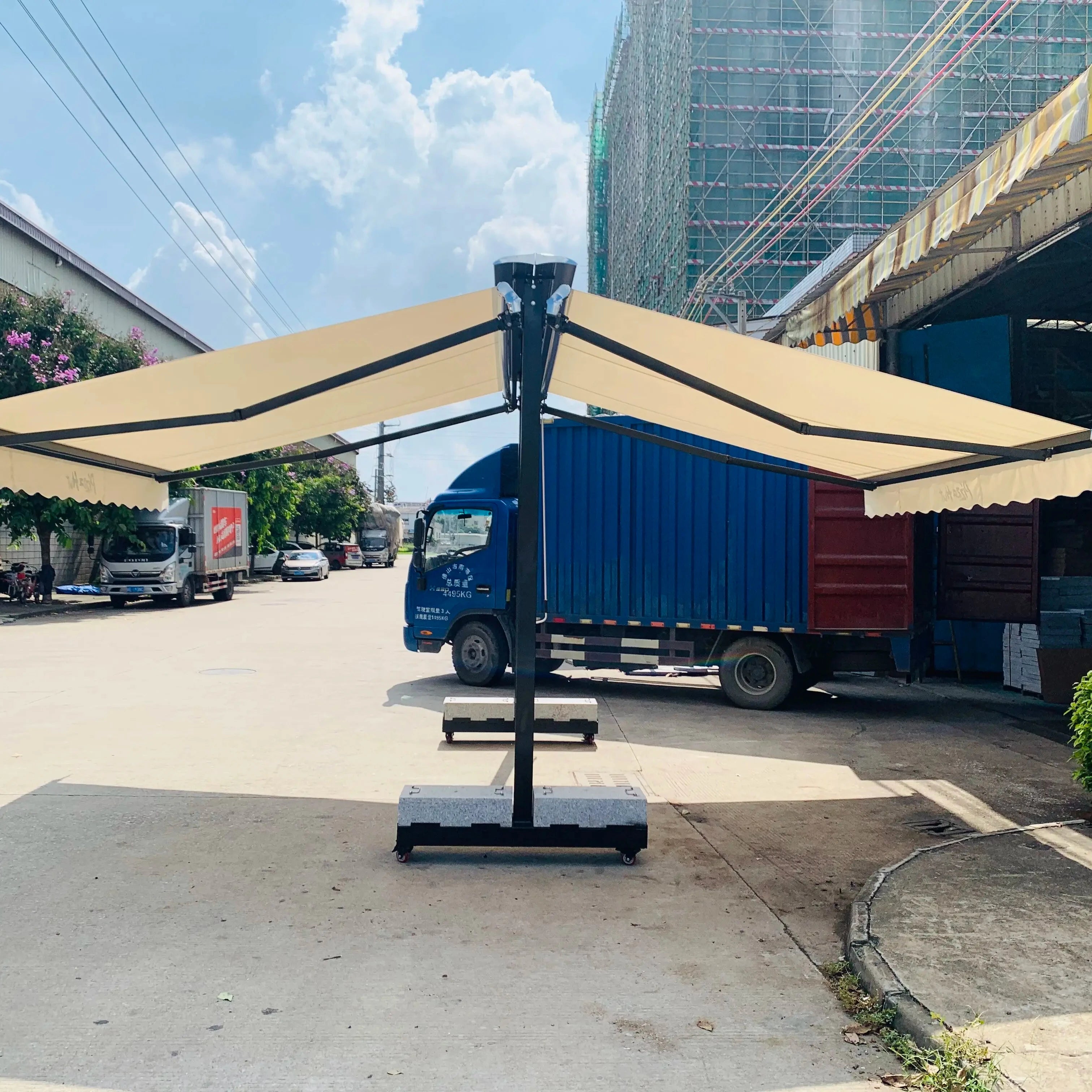Beach Retractable Motor Awning Canopy Half Casette Awning Electric Motorized 270 Awning Free Standing