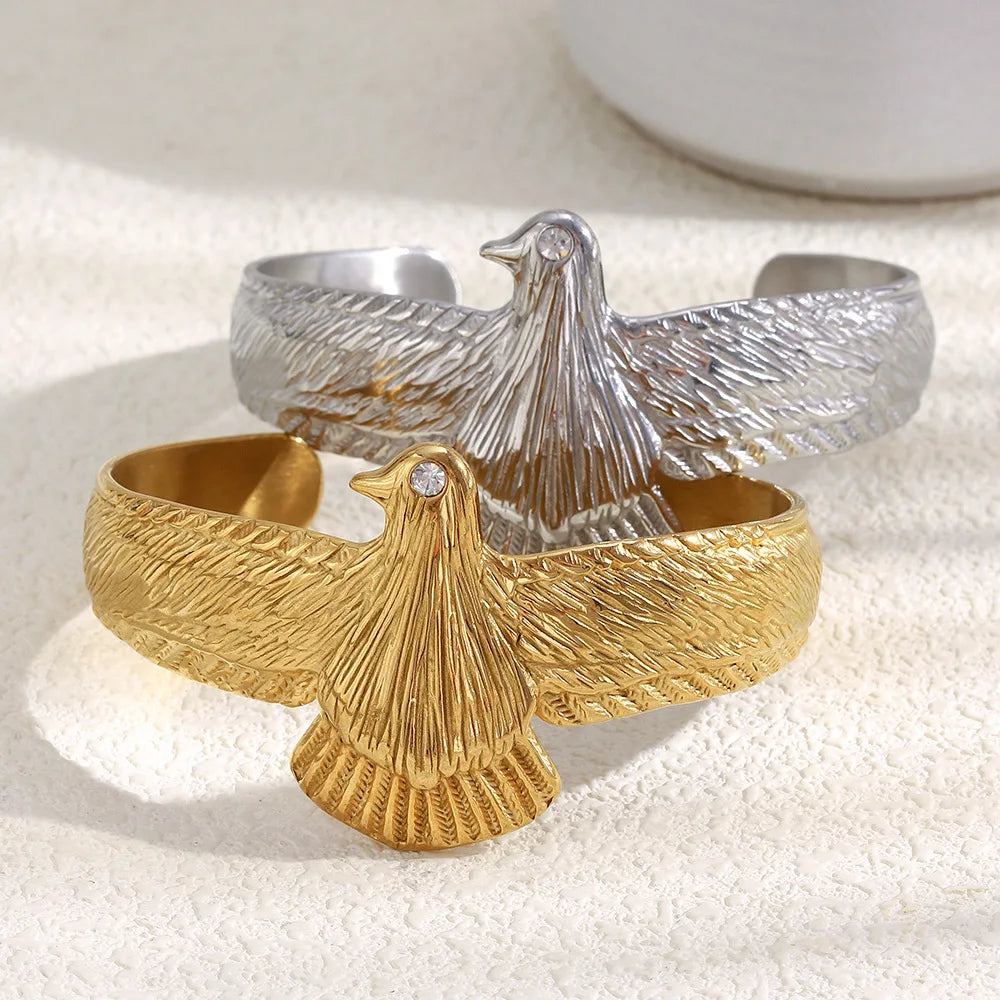New Design Trendy Personalized Eagle Shaped Bangles Water Resistant 18K PVD Gold Plated Stainless Steel Bracelet for Women Gift