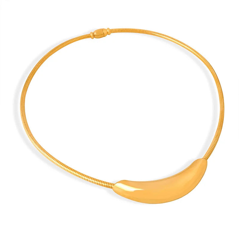 Light Luxury Personality Clavicle Chain Chaplet Geometric Niche Necklace Titanium Steel Ornament for Queen Mother Party