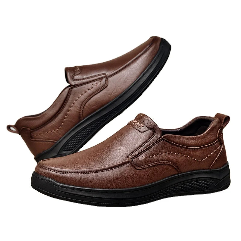 Men's New Solid Colour Casual Shoes Thick Bottom Durable Men's Walking Shoes Comfortable and Convenient Men's Sports Shoes