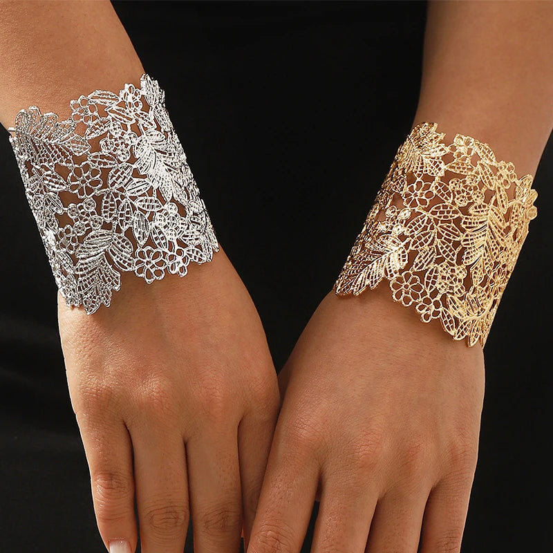 KAIMEI 2025 New Arrival Fashion Jewelry Boutique Luxury Cold Leaf Handmade Bracelets Wide Edge Hollow Lace Open Flower Bangle
