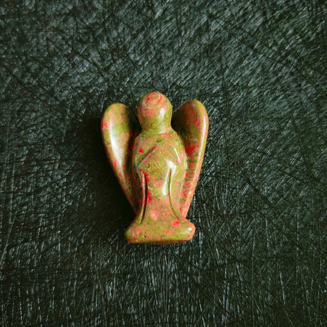 Huiying Wholesale Natural Carving Stone Mix Colors Unakite Carving Mini Angels for Sell Crafts