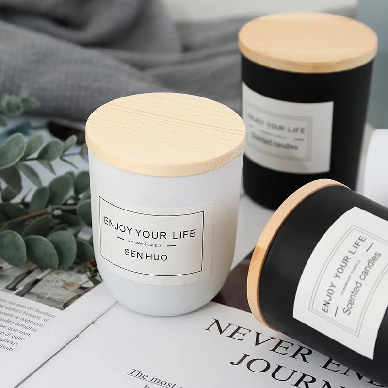 Custom Personalized Private Label Black Matte Glass Scented Candles with Wooden Lid