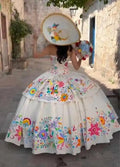 2026 Ivory Embroidered Quinceanera Dresses Sweet 15 Year Sweetheart Puffy Ball Gown Plus Size Princess Gowns MQ655