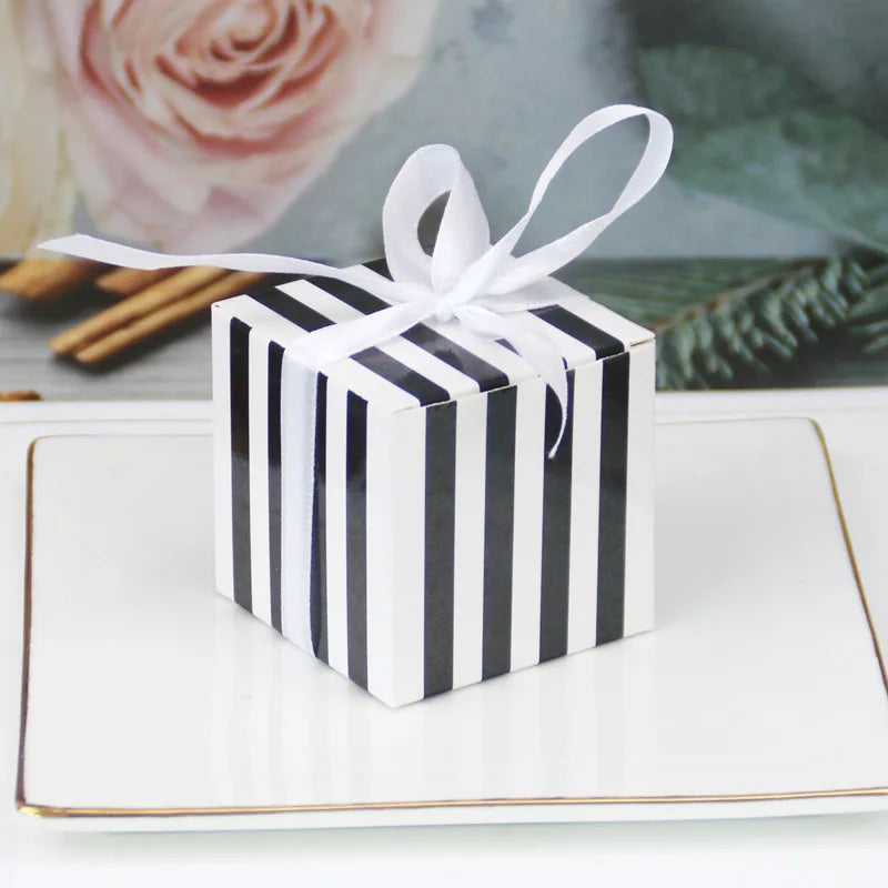 Hot Selling Custom Printed Square Black White Vertical Stripe Design Rigid Folding Paper Candies Packaging Gift Box with Ribbons