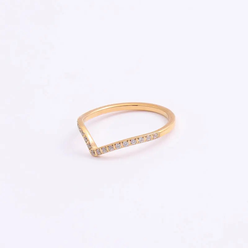 High End 18K Plain Gold Individuality Dainty Zirconia Half Pave Irregular Arrow Rings Stainless Steel Fashion Jewelry MegaBDM