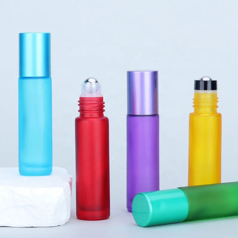 Industrial Round Glass Bottle with Roller Ball Black Perfume Oil for Cosmetic Use for Facial Cleanser Skin Care Serum Cream