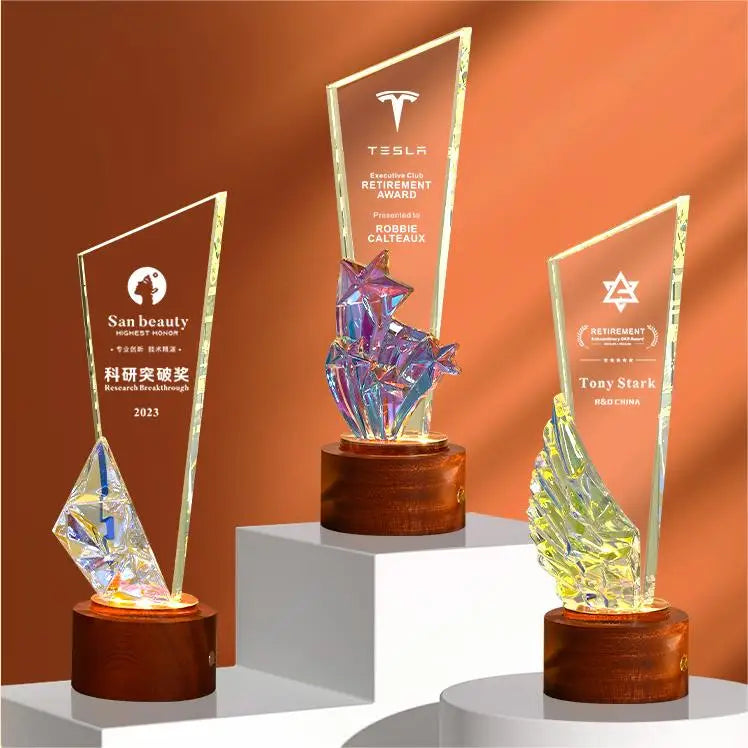 2024 New Design rainbow Crystal Plaque Crystal Trophy Award with Led Light Wooden Base MH-NJ0316