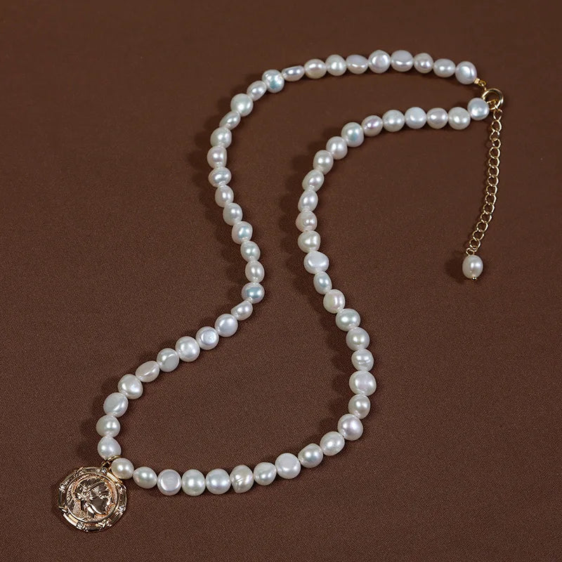 Vintage Simple Fresh Water Pearl Necklace Classic 18K Gold Plated New Wholesale Classic Brass Necklace
