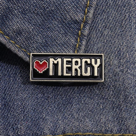 Red Heart Mercy Enamel Pins Gothic Black Brooches Clothing Collar Lapel Badge Metal Backpack Jewelry Accessories Gift for Friend