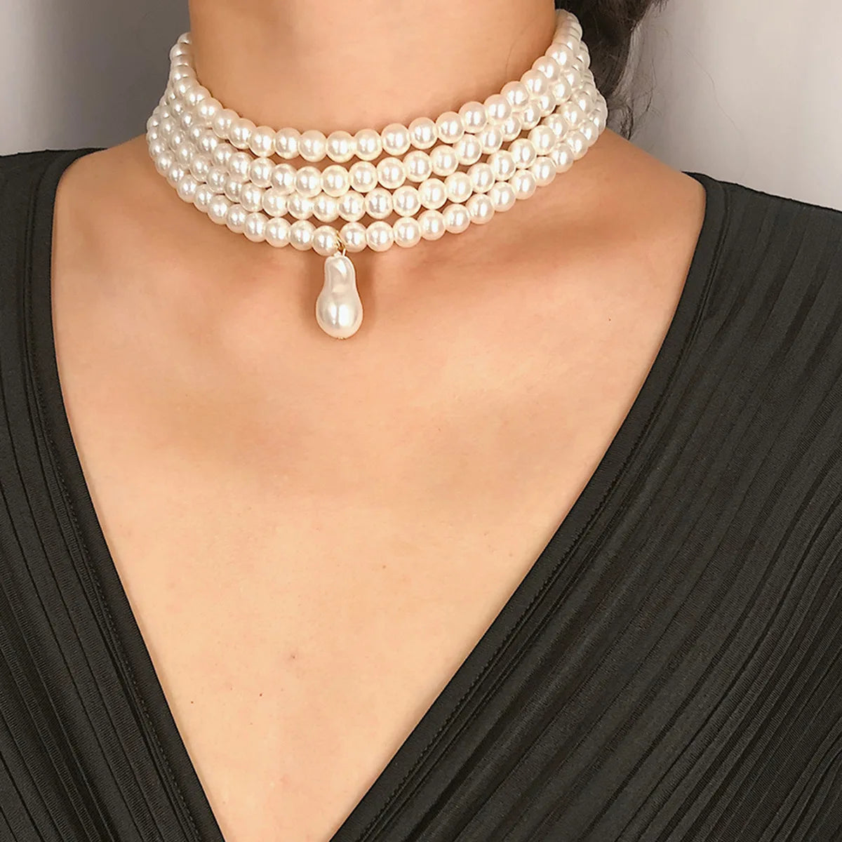 Fashionable Multi-Layer Baroque Pearl Beaded Necklace Trendy Link Chain Pendant for Women Gift