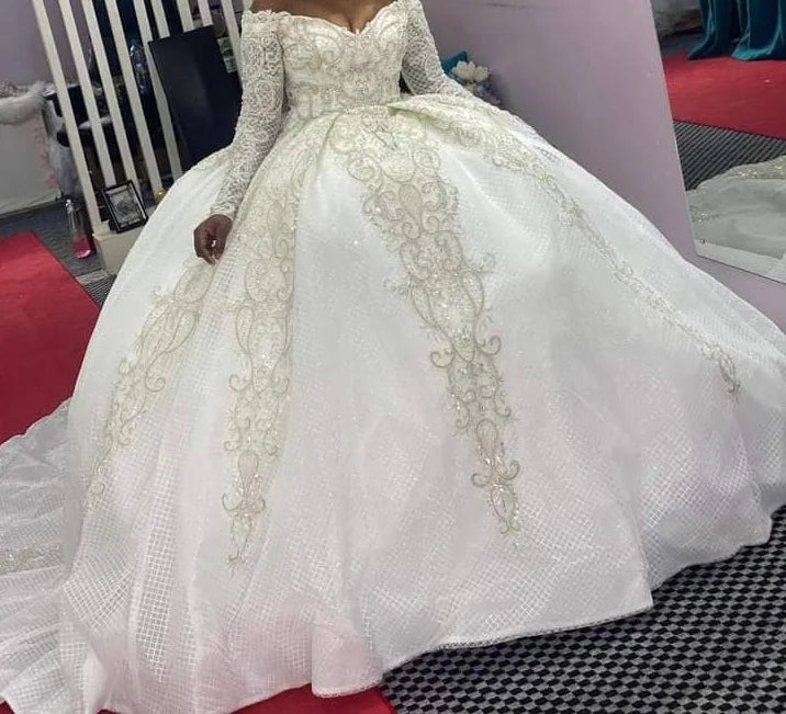 S9049F 2024 New Hot-Selling Luxurious Lace Long-Sleeved Bride Gown Wrap Waistline Floor-Length Train Bohemian Wedding Dress