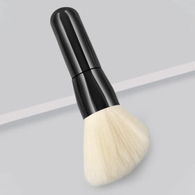 Hot Sale Foundation Custom Logo Brush Makeup Tool Soft Brush Magic Brush Concealer Portable Beauty Makeup Tool