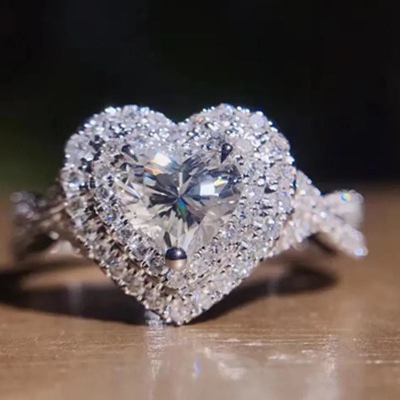 Huitan Luxury Sweet Pure Heart CZ Cross Anillos Bling Bling Diamonds Macro Pave Girls Women Silver Lovely Heart Rings