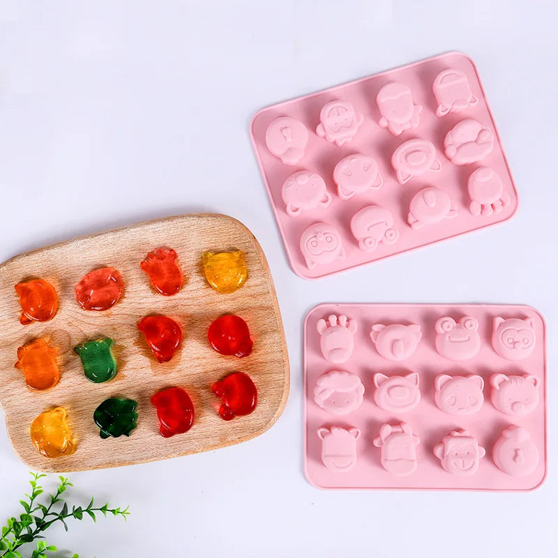DIY  Handmade Mini Lovely 3D Animal Shape  Gummy Molds Large Cute Animals Gummy Mold Silicone for Gummies
