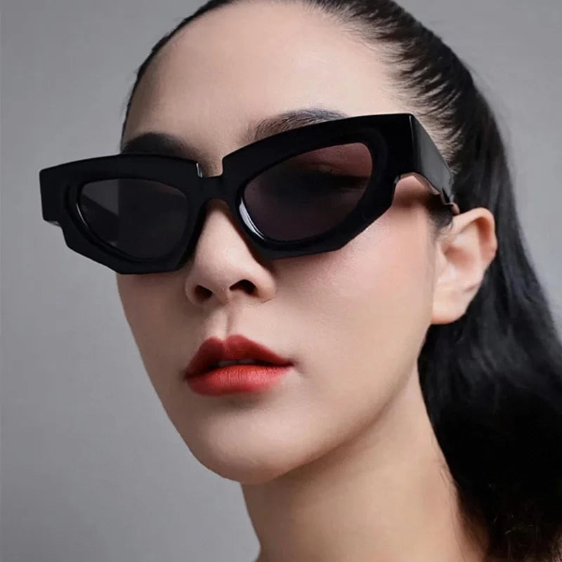 2025 New Fashion Thick Frame Cat Eye Sunglasses Women Small Irregular Frame Uv400 Sunglasses