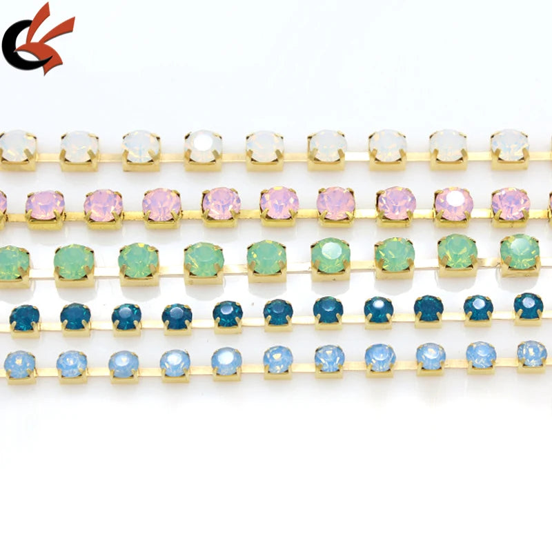 Wholesale Opal Crystal Glass Rhinestones Cup Chain Strass With Close Claw Base for Garment Bag DIY