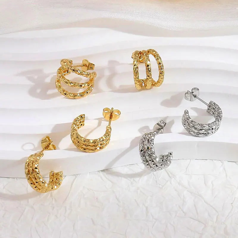 New Fashion Jewelry 18k Gold Plated Custom Polish Diamond Cc Hoop Earrings Small Golden Bead Bean Ear Stud Earrings for Women