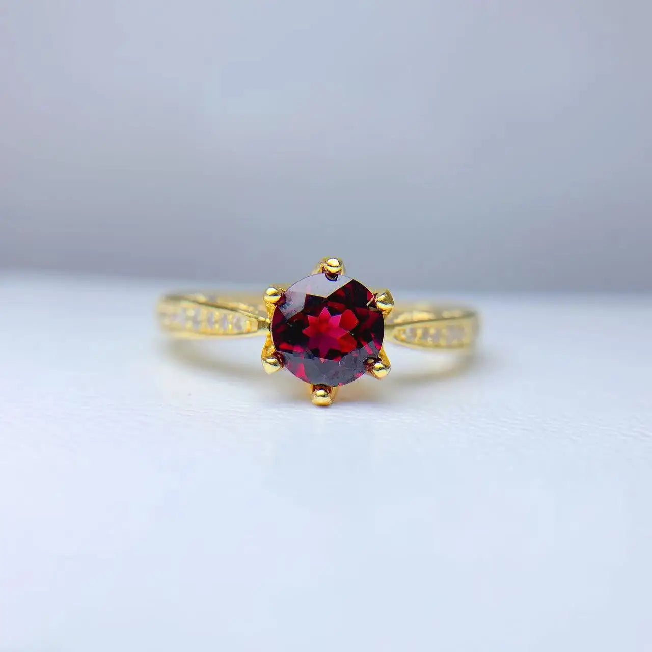 Factory Supply Women's Ring 925 Sterling Silver 18K Gold Plated Natural Garnet Zircon Gemstone Classic for Weddings Parties