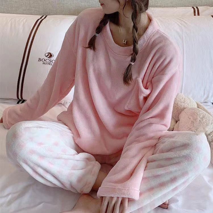 Winter Flannel Pajamas Ladies Set Soft Fleece Velour Nightshirt Thermal Warm Adult Pijamas Mujer Sleepwear for Women