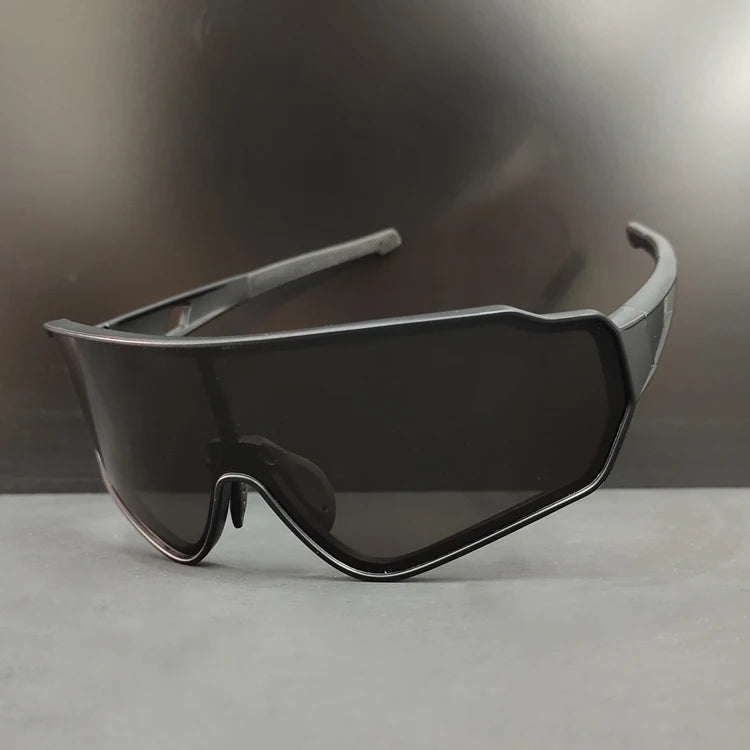 Yijia Optical Polarized Sport Sunglasses Cycling Glasses Uv400 protection Interchangeable Lens Road Bike Bicycle MTB Glasses