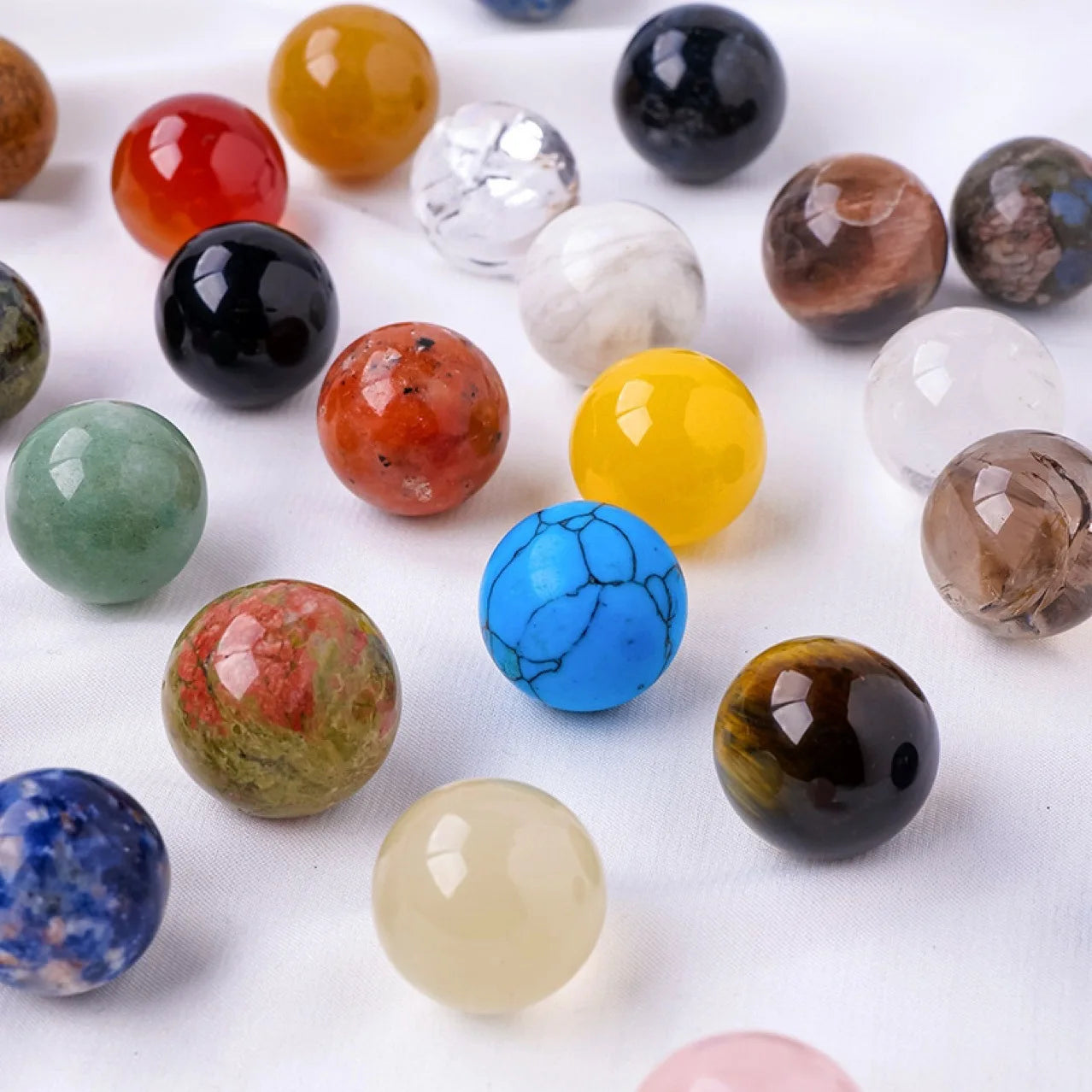 20mm Natural Stone Crystal Round Ball Reiki Healing Quartz Gemstone Sphere Chakra Mineral Specimen Globe Home Wedding Gift