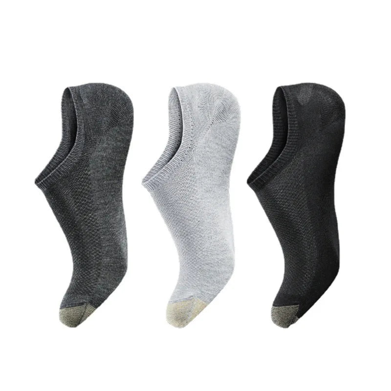 2022 Custom Hot Sale Breathable Copper Fiber Footstep World Mesh Invisible Ship Socks for Men in Spring and Summer