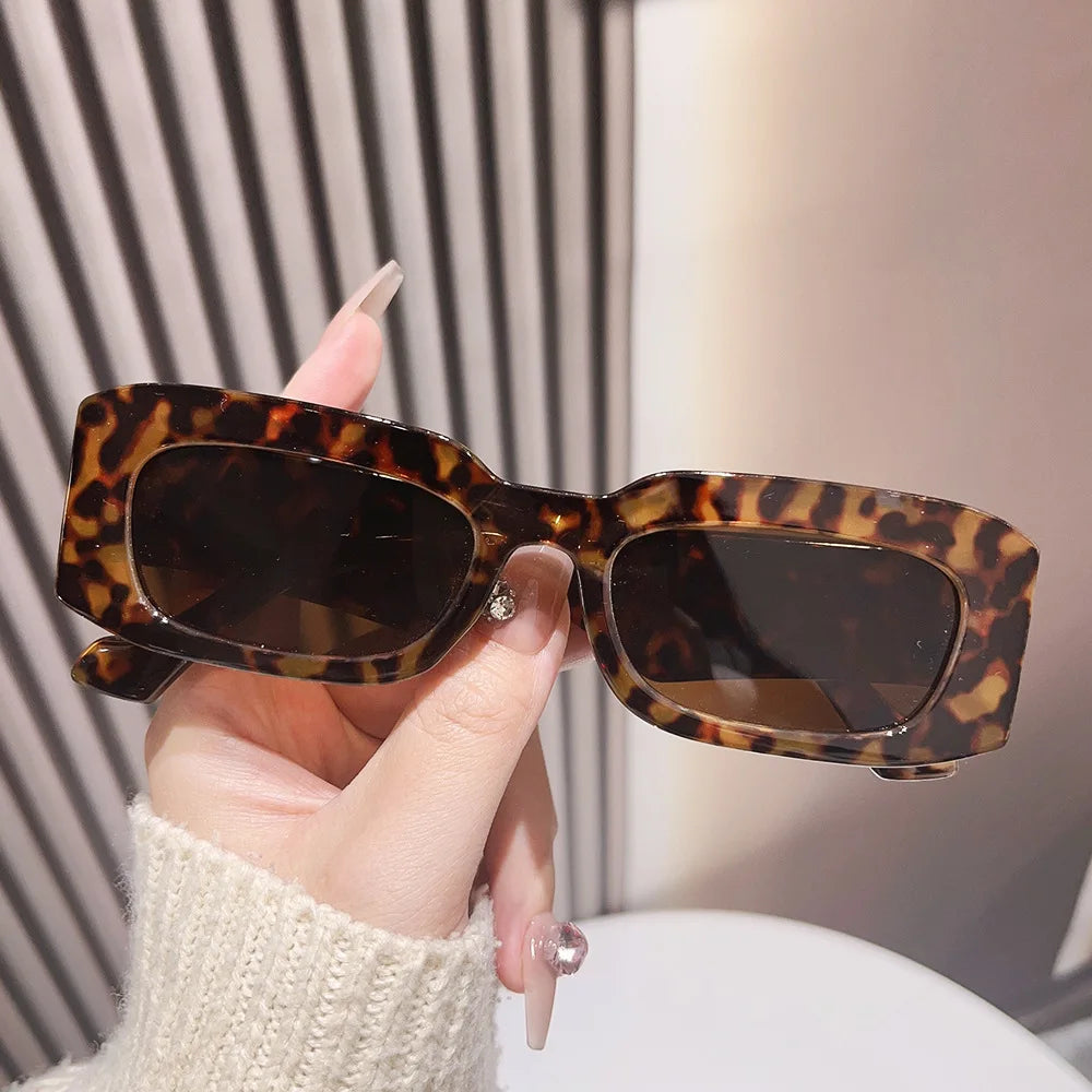 2024 New Simple square Sunglasses European and American Fashion Brand Rectangular Versatile Sunglasses