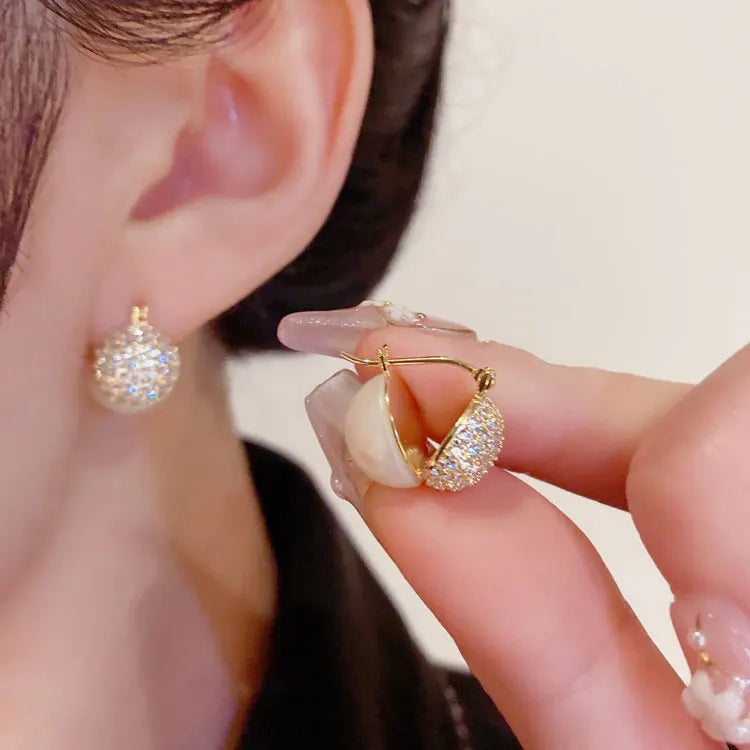 SC TikTok Full Diamond Luxury Earrings Fashion Half Ball Earbuckle Earring Micro-inlaid Zircon Double Sided Pearl Earrings Women