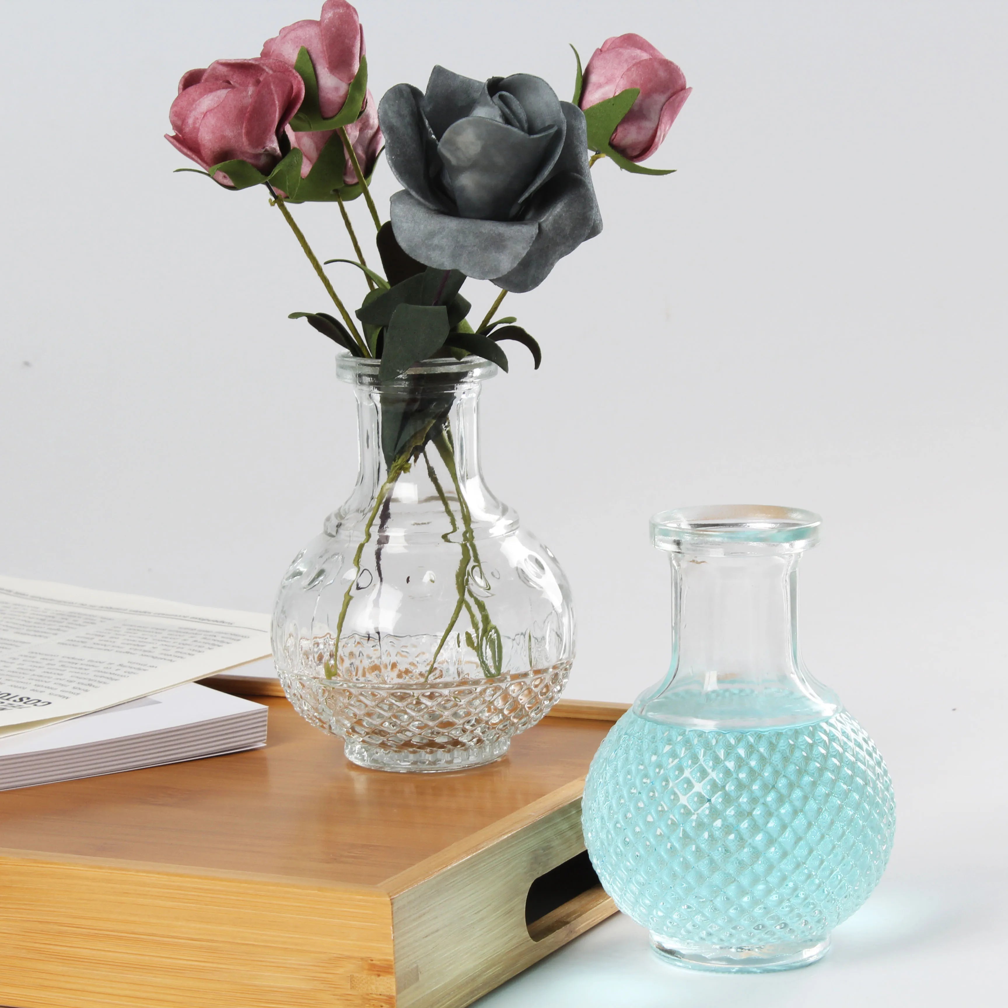 Wholesale Ribbed Transparent Bud Pot Bulk Decorative Wedding Round Nordic Small Mini Cylinder clear Glass Vase