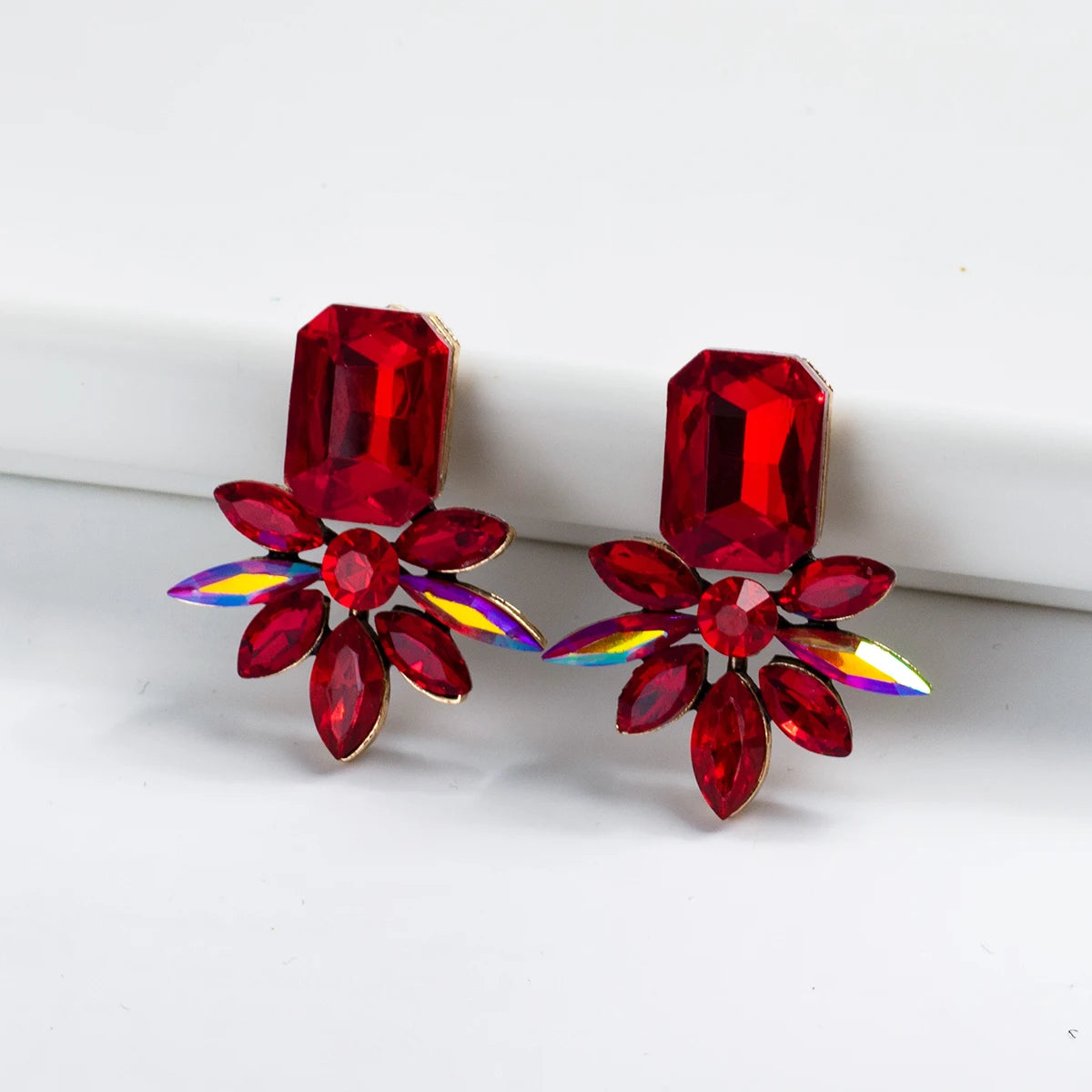 2023 New Trendy Glass Crystal Flower Square Stud Earrings Rhinestone Crystal Silver Geometric Unique Earrings for Women