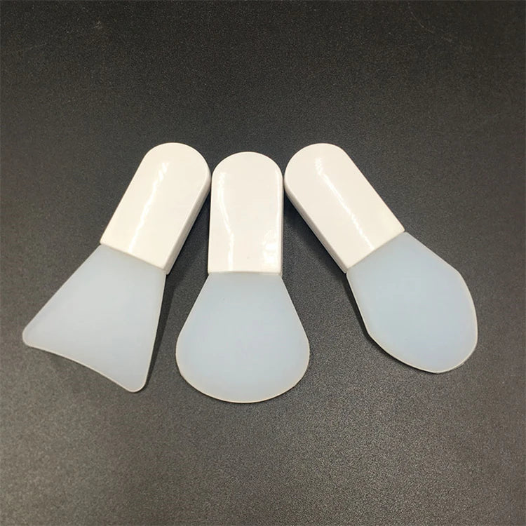 Wholesale OEM Mini Portable Face Care Silicone Mask Brush Makeup Spatula Beauty Tool Applicator for Facial Mud