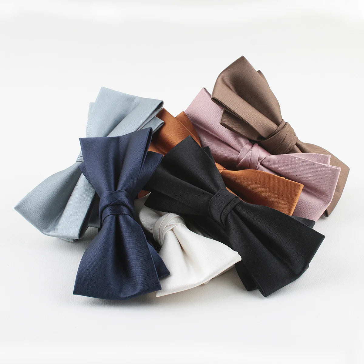 Black Bow Ties for Men Wedding Party Bowties Solid Color Butterfly Knot High-end Formal Dress Neckwear Green Red Cravats Ties