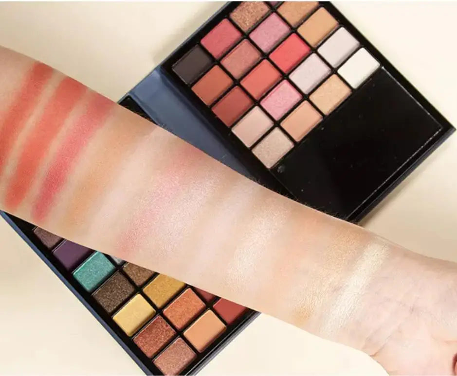 Wholesale 48 Color Make up Products Eye Shadow Palette Maquillagegloss En Gros Eye Shadow Glitter Eyeshadow Palette Waterproof