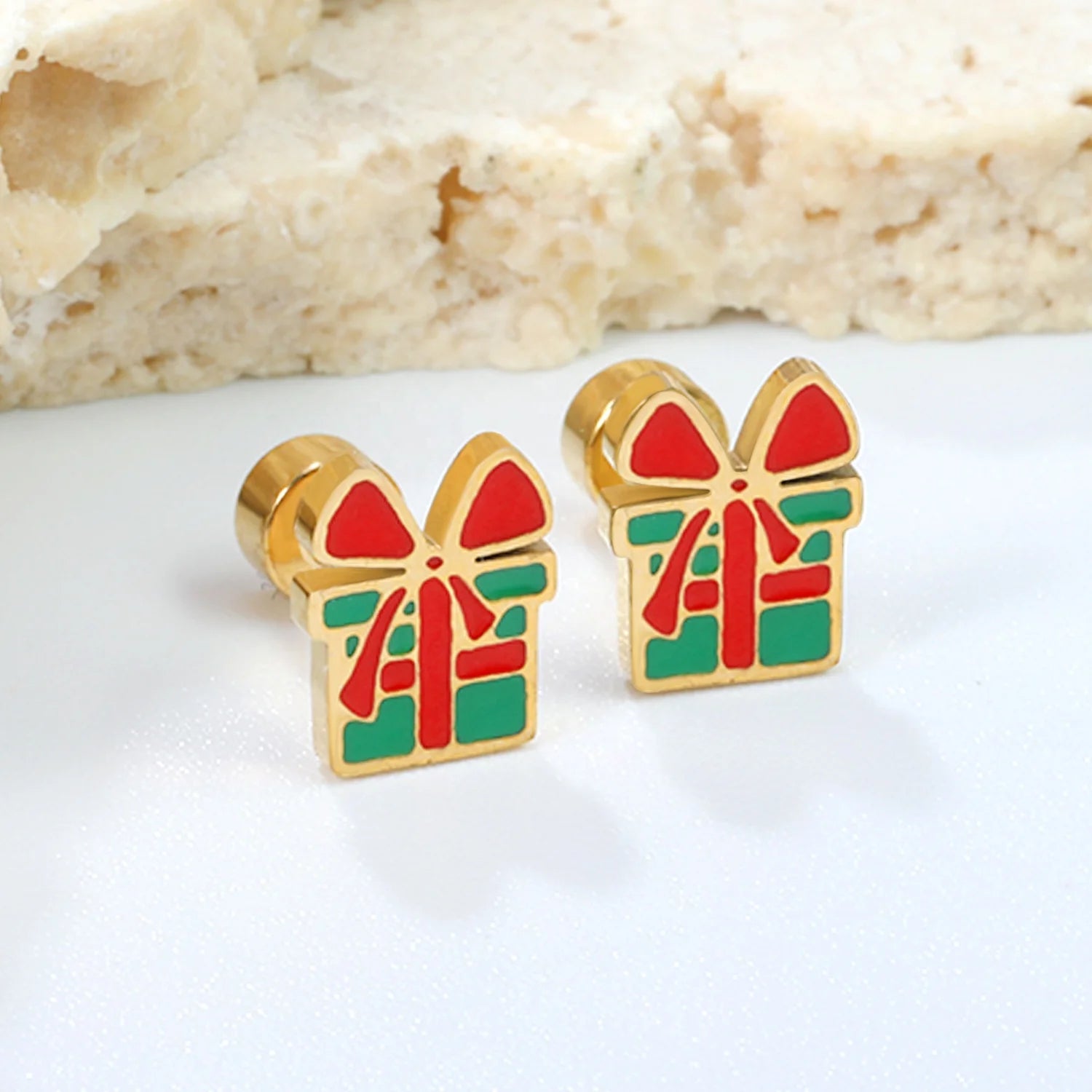 Hypoallergenic Kid's Stainless Steel Jewelry Customized Mini Screw Plug Earrings Cartoon Gift Box Design Enamel Earrings