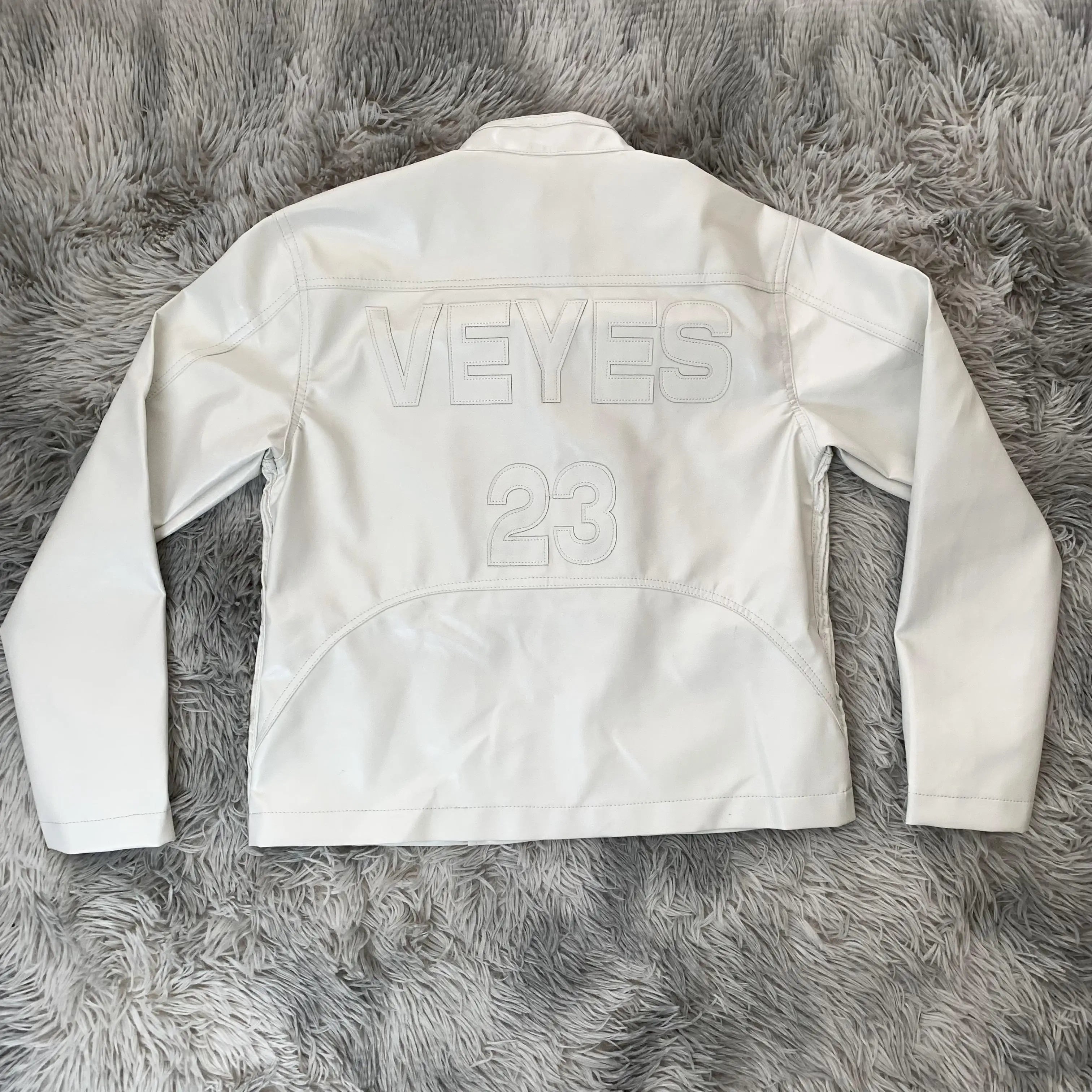 DENIMGUYS Custom Embroidery Leather Patch Streetwear Utility Hip Hop White Pleated Pu Leather Jacket Men