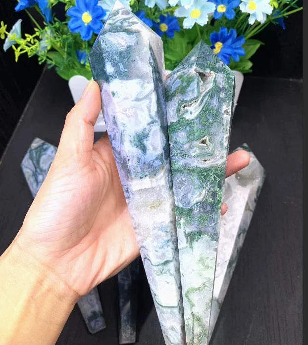 Factory-Priced Polished Green Moss Agate Druzy Wand Tower Nature Crystal Engraved Love Theme for Gift Decor