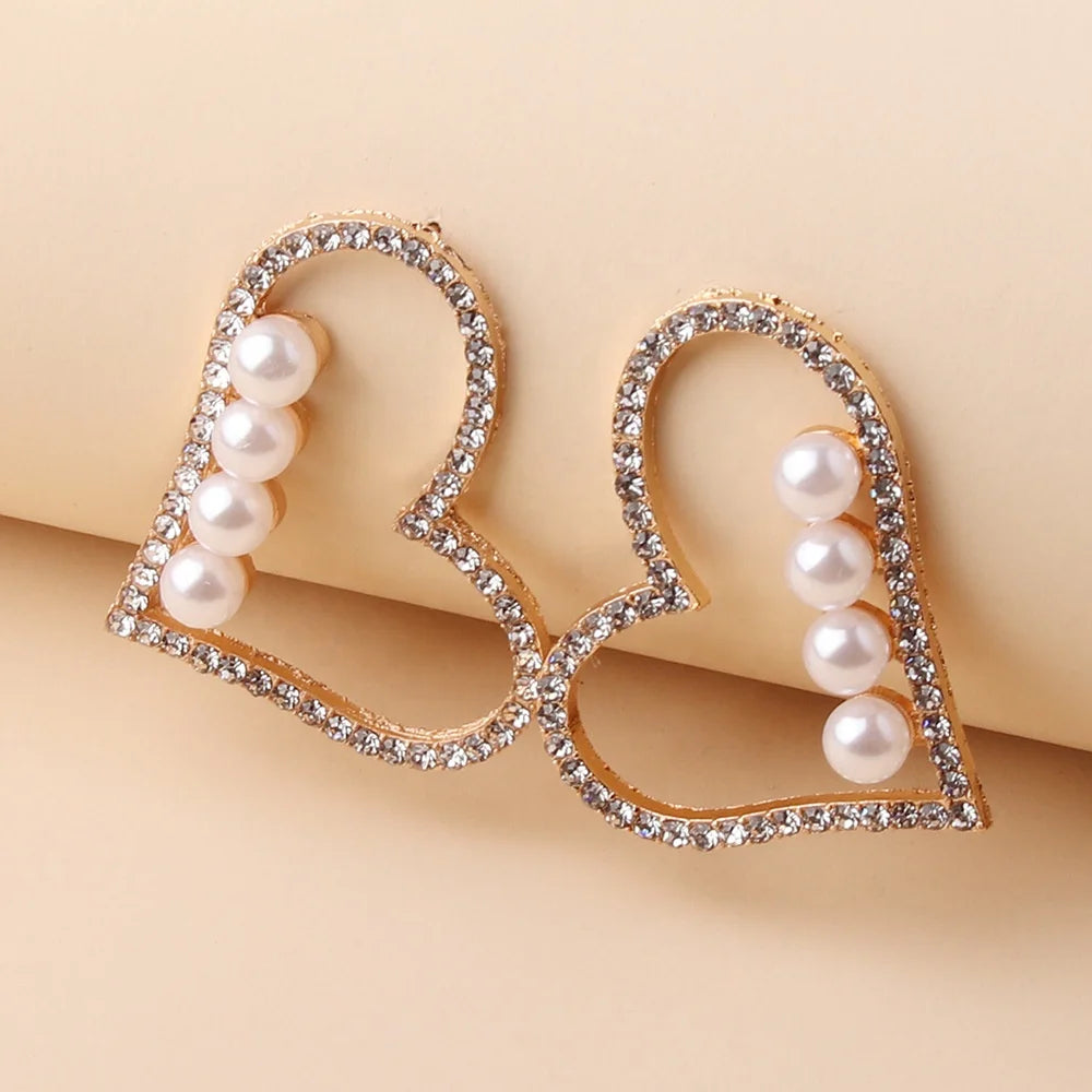 New Fashion Shinny Full Diamond Earrings Temperament Hollow Heart Earrings Delicate Silver Needle Pearl Earrings for Women