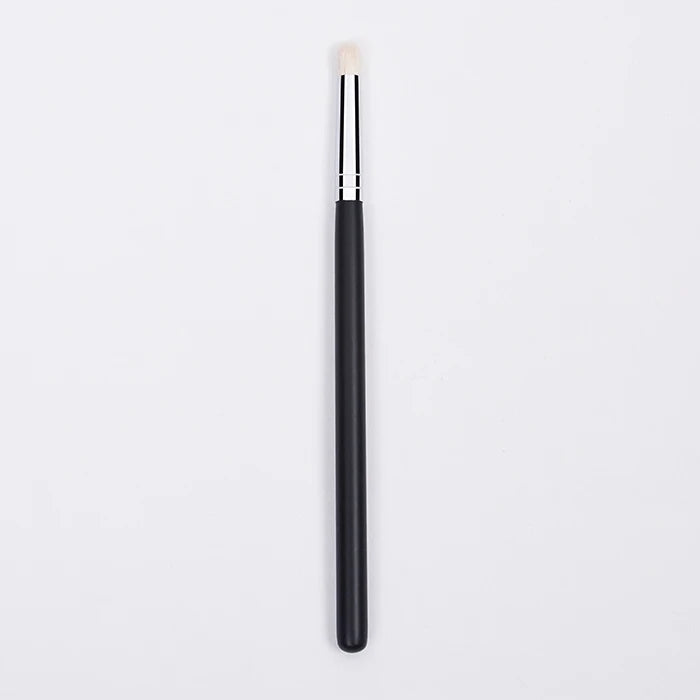 Dongmei Private Label Wood Handle Eye Blender Makeup Brush Customized Single Goat Hair Eyeshadow Small Blending Pencil Brush