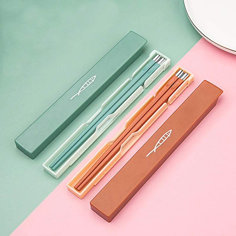 Reusable Orange Green Color Heat Resisting PET Fiberglass Food Sushi Chopsticks with Exquisite case for Gift