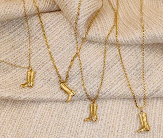 DAIHE Vintage Western Cowboy Boots Pendant Necklace Hip Hop Abstract Titanium Steel Clavicle Chain