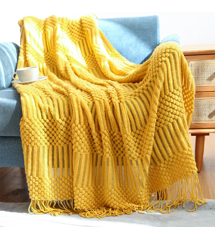 Bohe Style Soft Office Comfortable Knitted Tassels Throws Solid Pattern Raschel Blankets for Home Hotel & Decorative Purposes